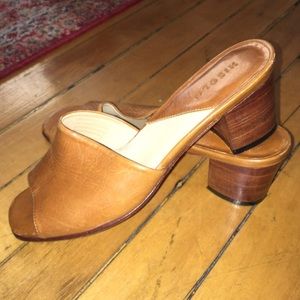 Nisolo Elizabeth Slide - Honey